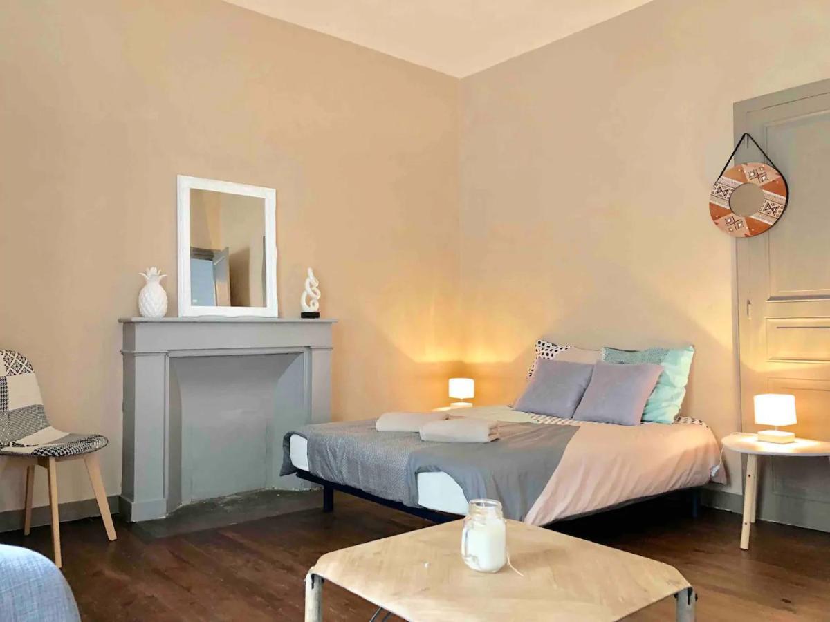 Le Orange - Confort - Wifi - Entre Gare Et Centre Quimper Bagian luar foto